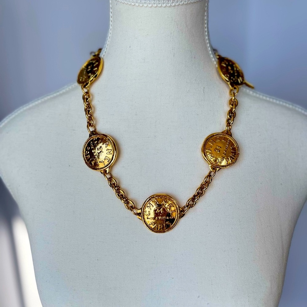 Chanel 24K Gold Vintage Rue Cambon Medallion Necklace Choker